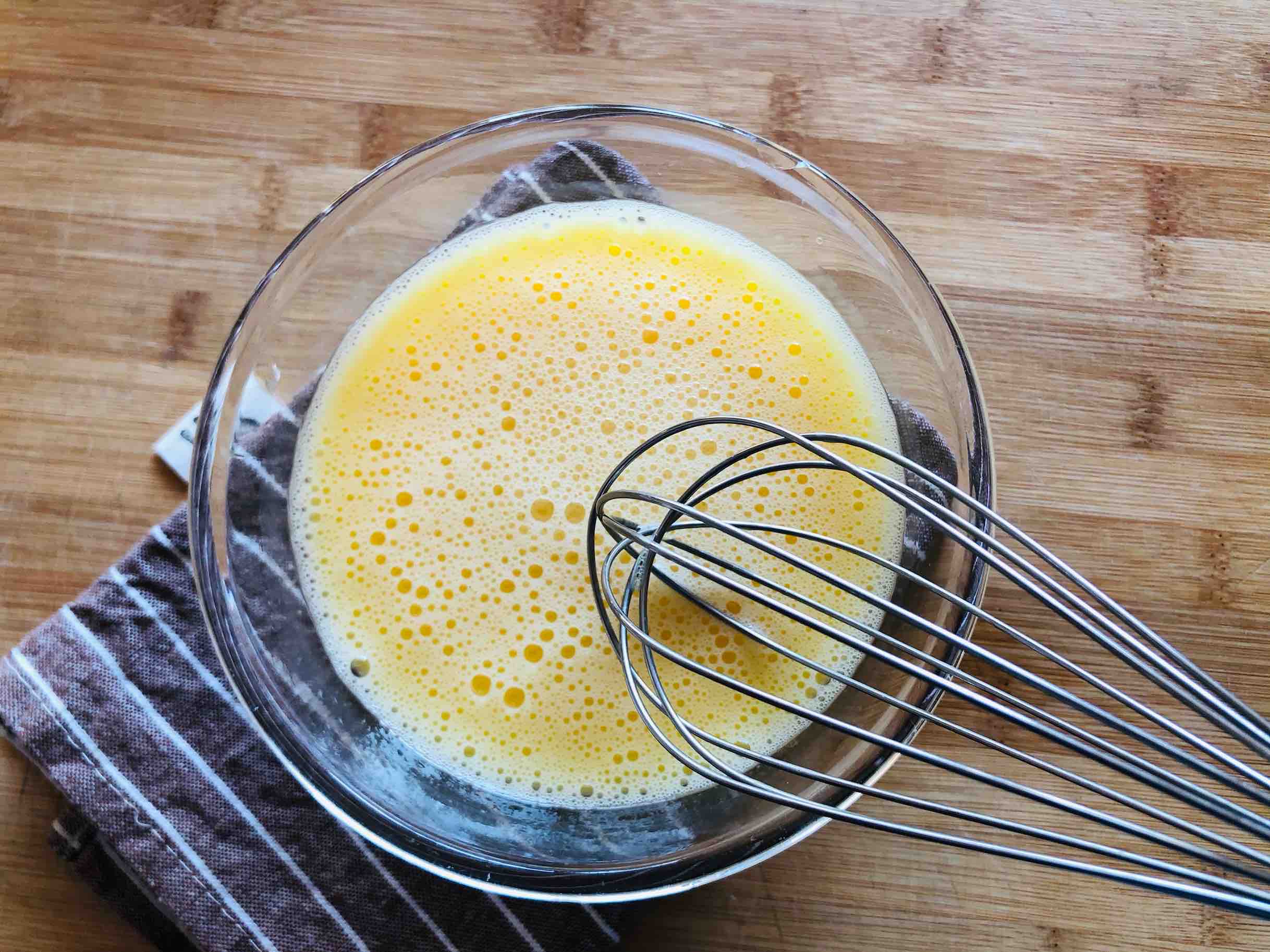 年夜飯快手蒸菜:美極水蒸蛋的做法-咸鮮味蒸菜譜-易網健康養生網 年夜飯快手蒸菜:美極水蒸蛋的做法-咸鮮味蒸菜譜