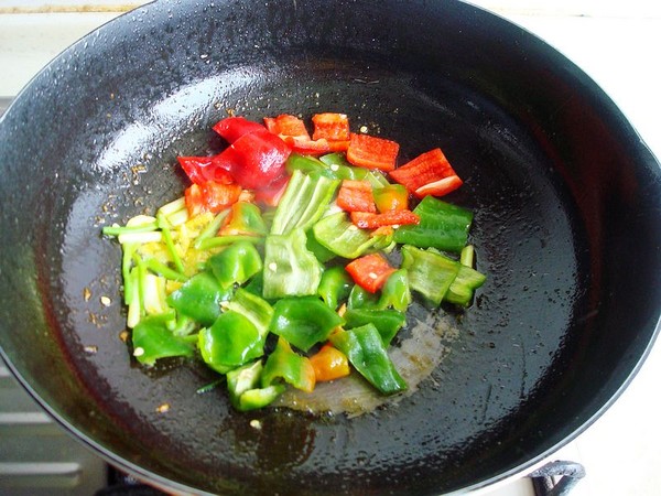 香炒鱈魚的做法-家常味炒菜譜