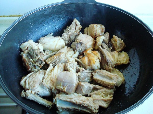 土豆燒羊肉的做法-家常味燒菜譜-易網健康養生網 土豆燒羊肉的做法-家常味燒菜譜