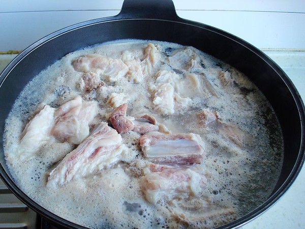 土豆燒羊肉的做法-家常味燒菜譜-易網健康養生網 土豆燒羊肉的做法-家常味燒菜譜