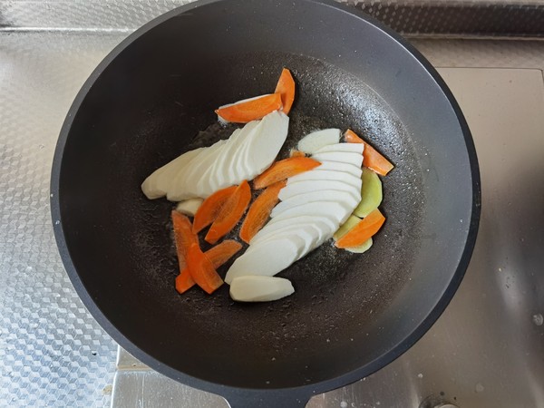 爽脆胡蘿卜山藥炒木耳的做法-咸鮮味炒菜譜-易網健康養生網 爽脆胡蘿卜山藥炒木耳的做法-咸鮮味炒菜譜
