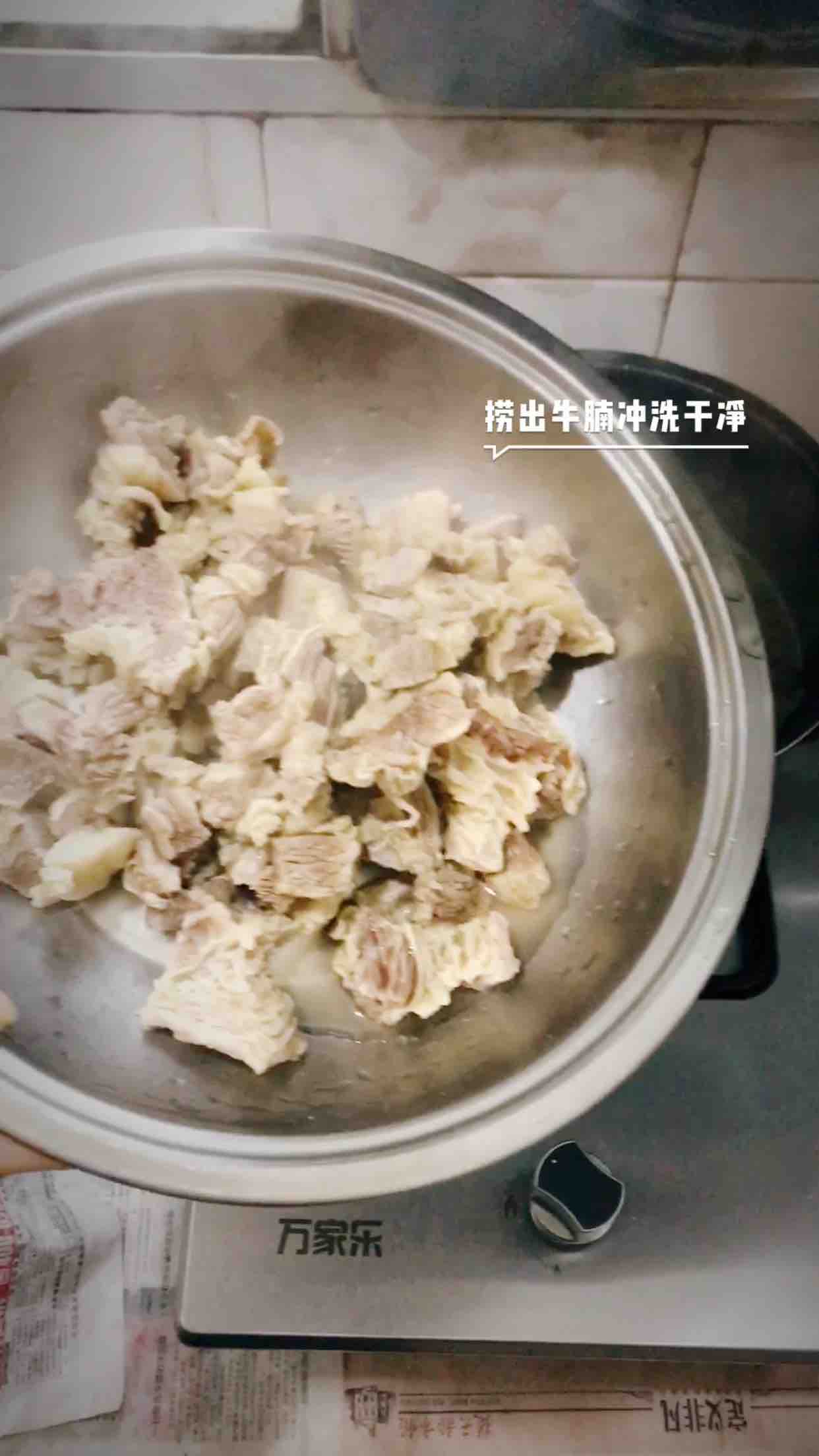 砂鍋燉牛腩的做法-香辣味燉菜譜-易網(wǎng)健康養(yǎng)生網(wǎng) 砂鍋燉牛腩的做法-香辣味燉菜譜