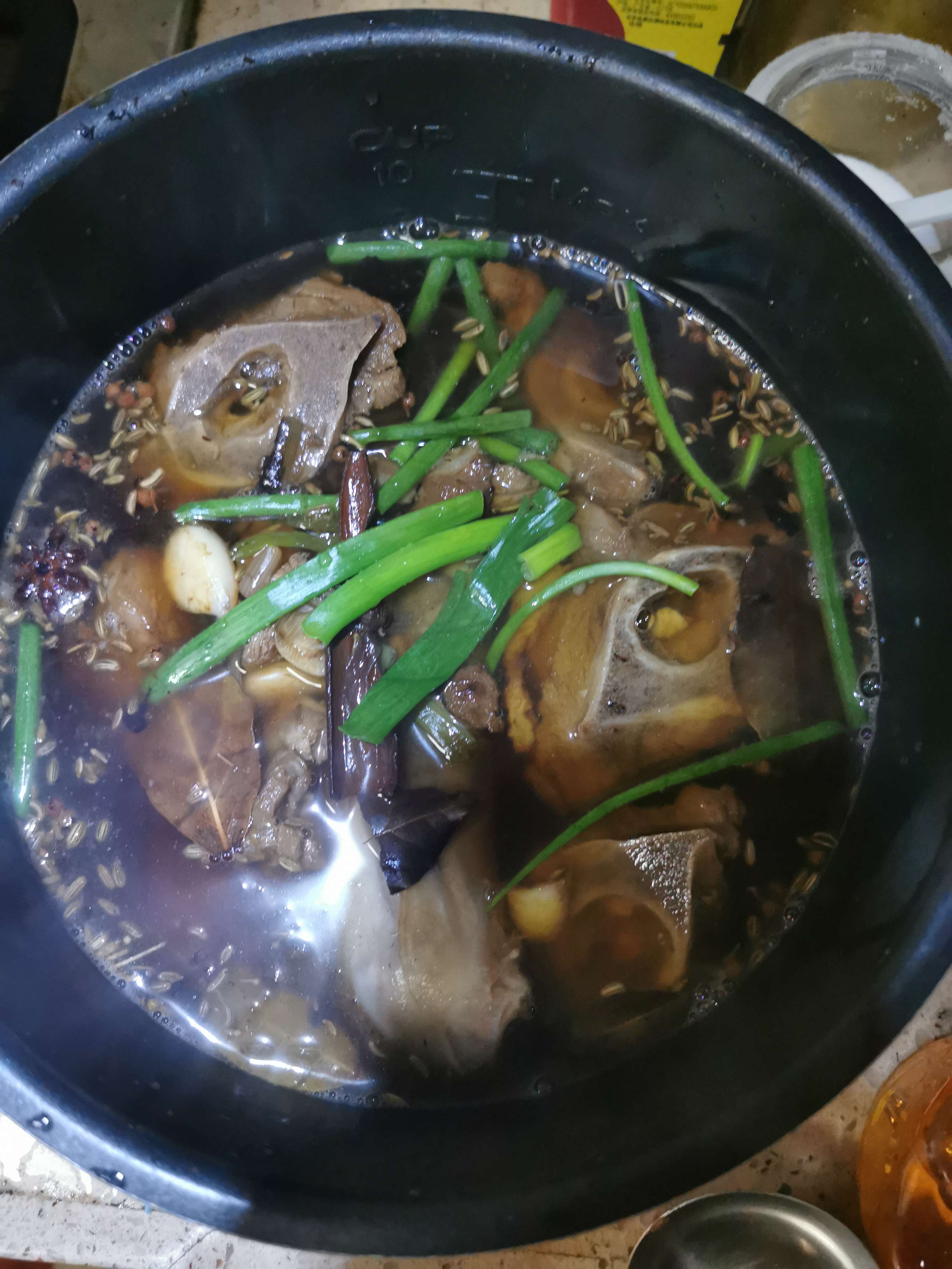 燉羊蝎子的做法-五香味燉菜譜-易網健康養生網 燉羊蝎子的做法-五香味燉菜譜