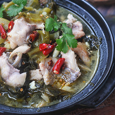 魚的做法這么多，我獨愛酸菜魚，湯鮮肉嫩，比水煮魚片更營養(yǎng)！的做法-酸辣味煮菜譜