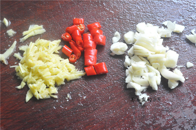 魚的做法這么多,我獨愛酸菜魚,湯鮮肉嫩,比水煮魚片更營養(yǎng)!的做法-酸辣味煮菜譜-易網(wǎng)健康養(yǎng)生網(wǎng) 魚的做法這么多,我獨愛酸菜魚,湯鮮肉嫩,比水煮魚片更營養(yǎng)!的做法-酸辣味煮菜譜