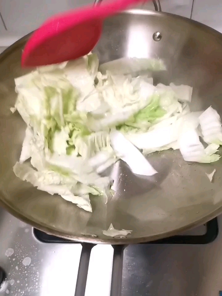 獅子頭燉粉絲的做法-家常味燒菜譜