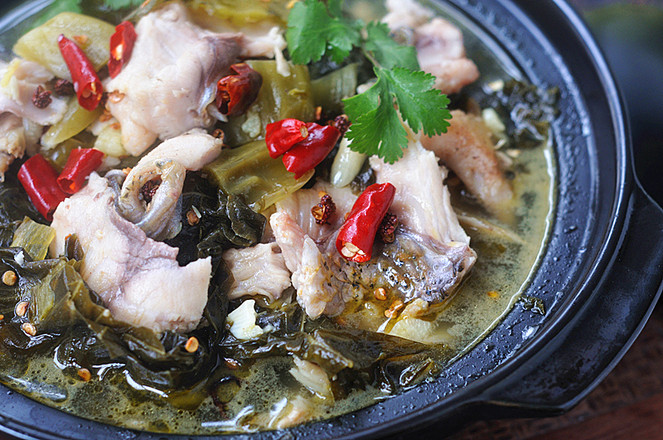 魚的做法這么多,我獨愛酸菜魚,湯鮮肉嫩,比水煮魚片更營養(yǎng)!的做法-酸辣味煮菜譜-易網(wǎng)健康養(yǎng)生網(wǎng) 魚的做法這么多,我獨愛酸菜魚,湯鮮肉嫩,比水煮魚片更營養(yǎng)!的做法-酸辣味煮菜譜