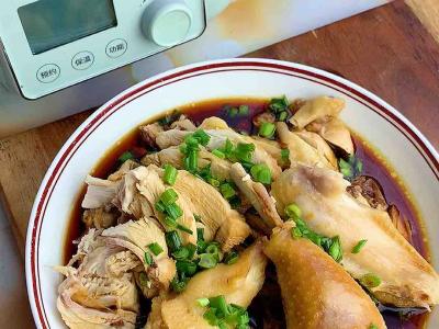 大吉大利，今天我們吃雞，醬油蒸雞健康又簡單的做法-家常味蒸菜譜