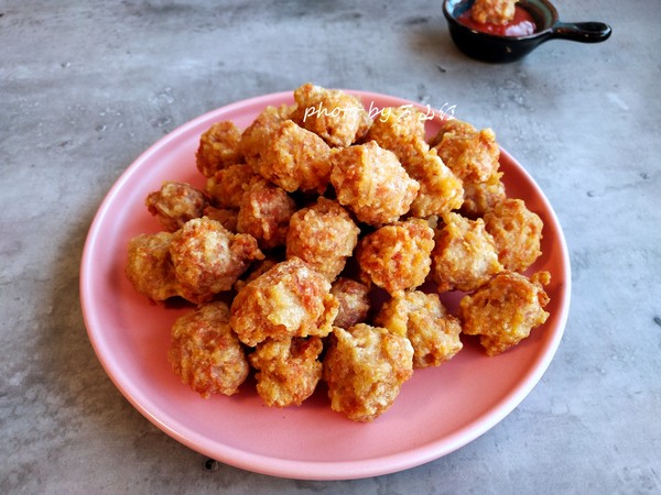 干炸丸子的做法-家常味炸菜譜-易網健康養(yǎng)生網 干炸丸子的做法-家常味炸菜譜