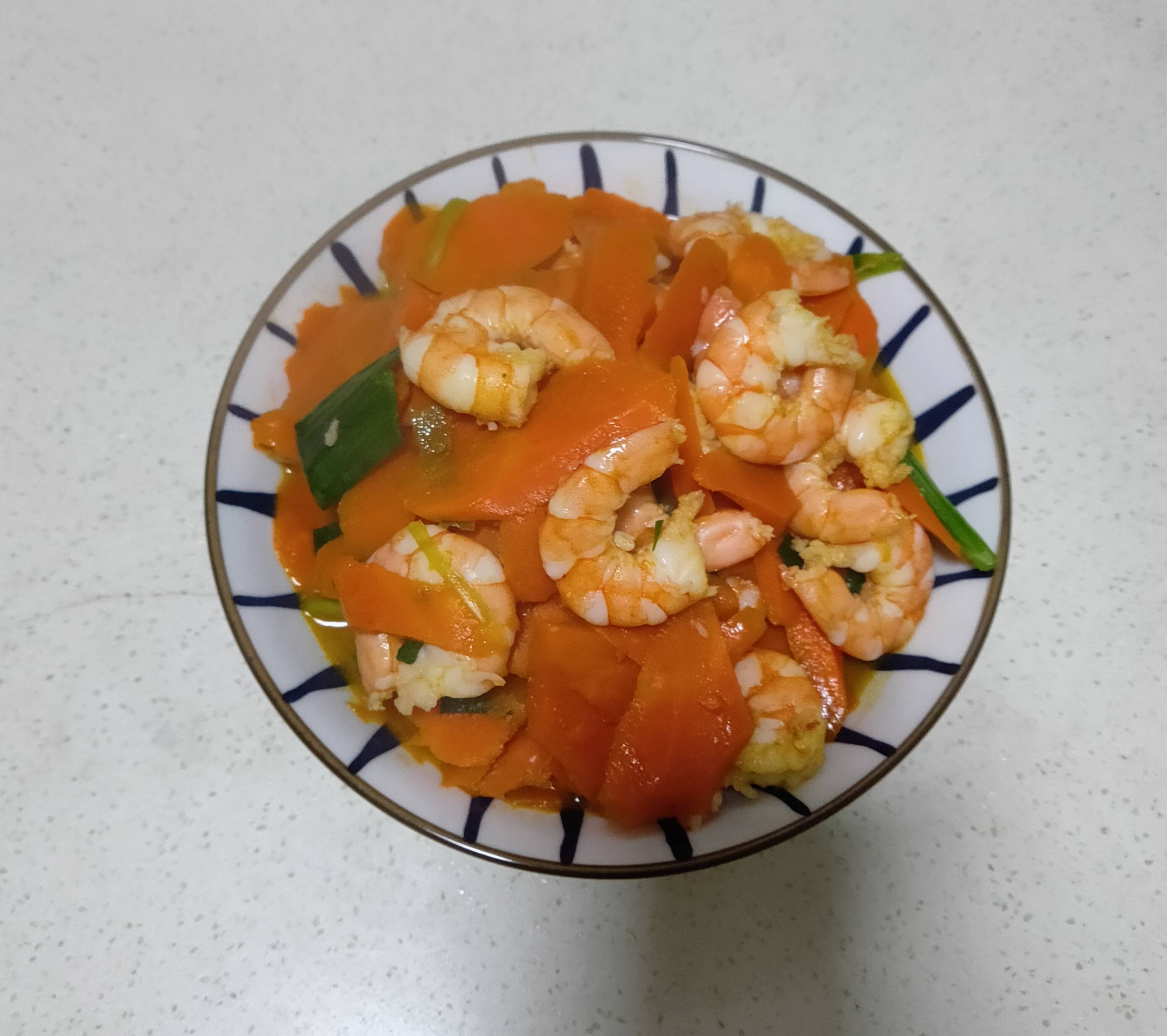 胡蘿卜炒蝦仁的做法-咸鮮味炒菜譜-易網(wǎng)健康養(yǎng)生網(wǎng) 胡蘿卜炒蝦仁的做法-咸鮮味炒菜譜