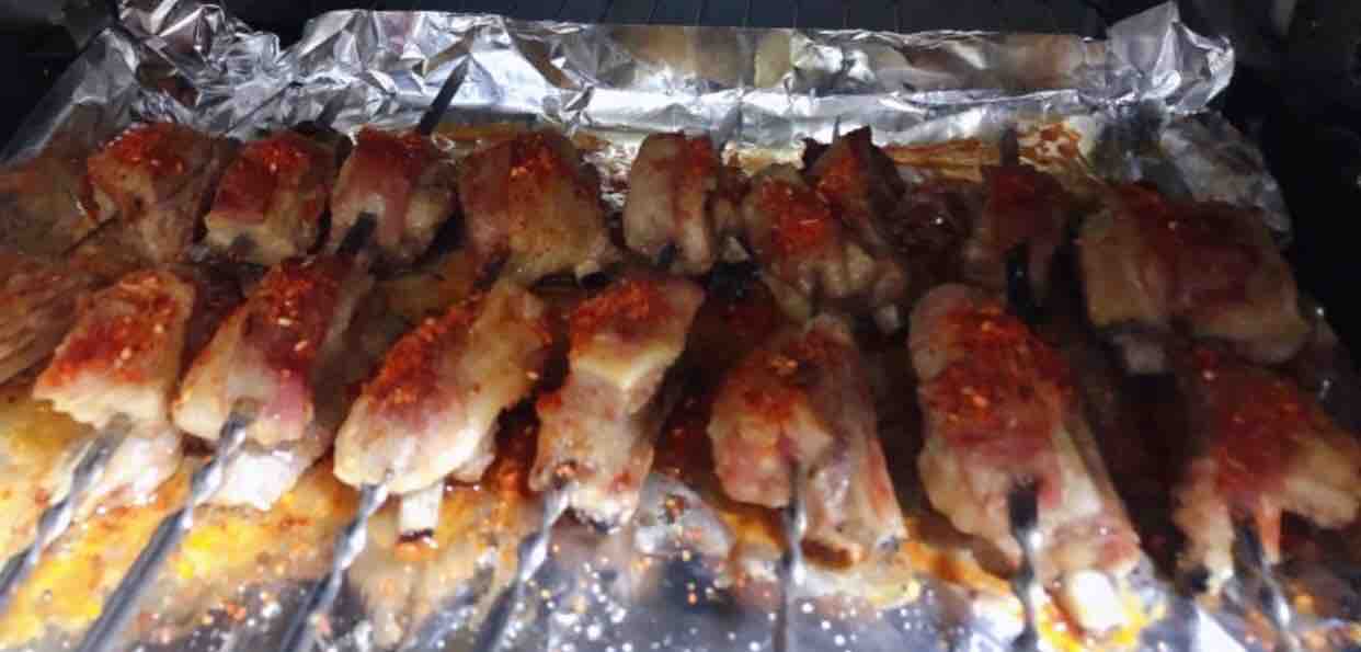 烤羊排的做法-香辣味烤菜譜-易網健康養生網 烤羊排的做法-香辣味烤菜譜