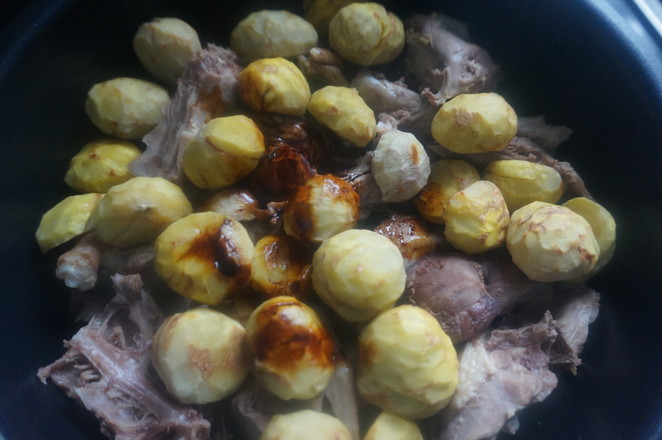 年菜必不可少の栗子燒板鴨,新的一年事業順心就吃它的做法-咸鮮味燉菜譜-易網健康養生網 年菜必不可少の栗子燒板鴨,新的一年事業順心就吃它的做法-咸鮮味燉菜譜