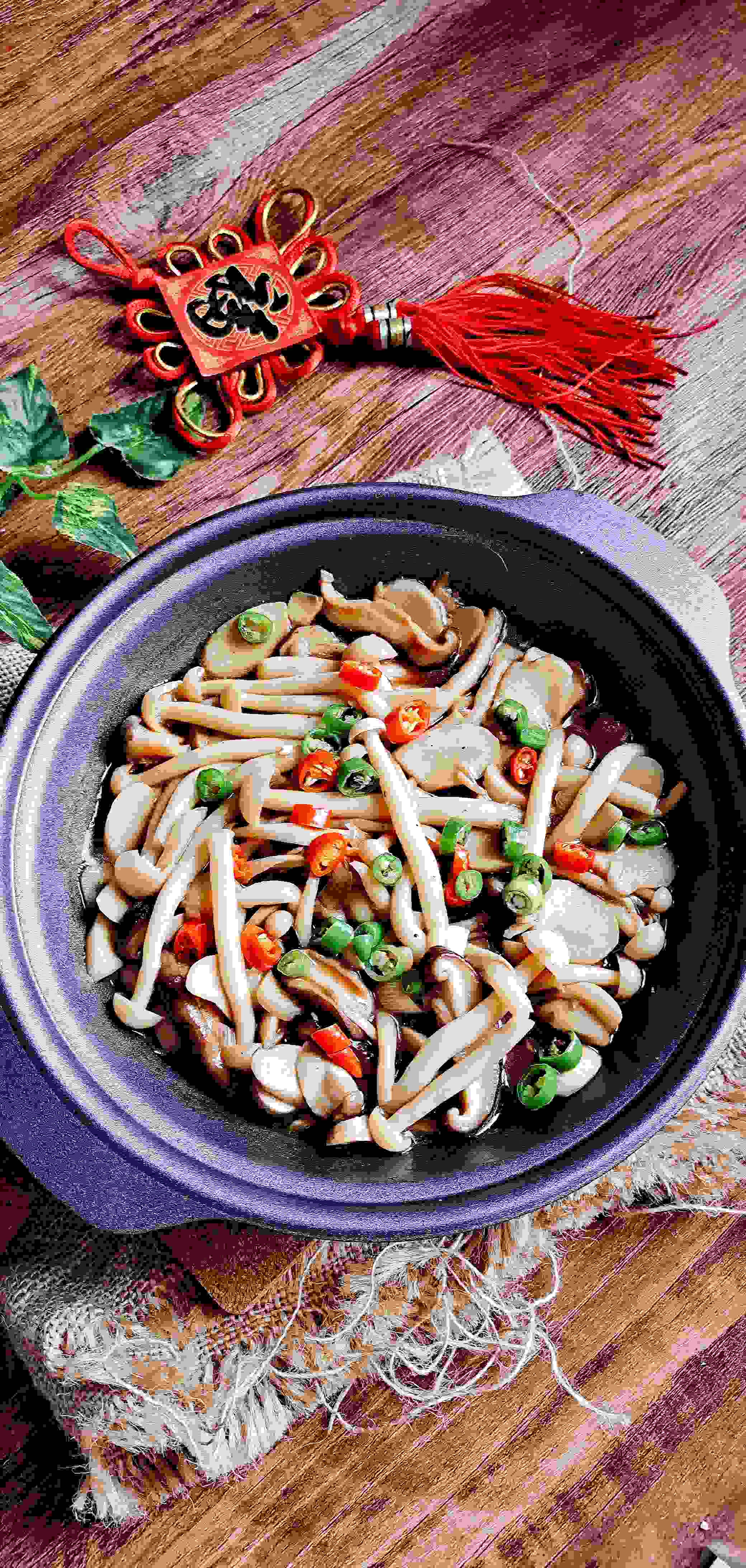 這樣做蘑菇,咸香美味好吃不停口…蠔油蘑菇煲的做法-咸鮮味煲菜譜-易網健康養生網 這樣做蘑菇,咸香美味好吃不停口…蠔油蘑菇煲的做法-咸鮮味煲菜譜