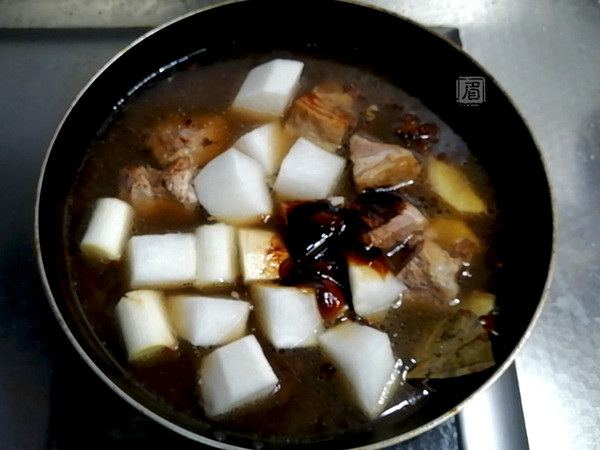 簡易羊肉煲的做法-咸鮮味燉菜譜-易網健康養生網 簡易羊肉煲的做法-咸鮮味燉菜譜