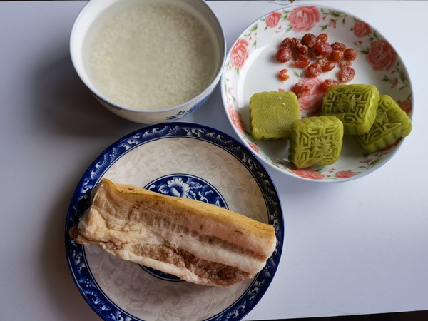 櫻桃夾沙肉的做法-甜味蒸菜譜-易網(wǎng)<a href=http://www.jsjjzhkt.cn/ target=_blank class=infotextkey>健康養(yǎng)生</a>網(wǎng) 櫻桃夾沙肉的做法-甜味蒸菜譜