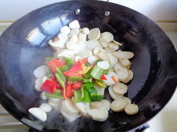 杏鮑菇炒豬耳朵的做法-家常味炒菜譜