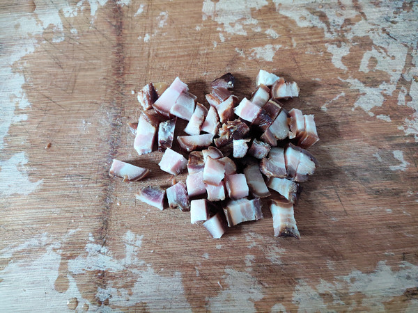 電飯煲臘肉燜飯的做法-其它口味煮菜譜