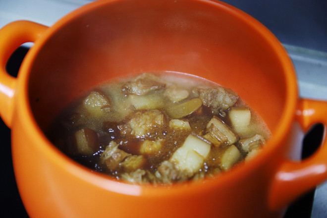 砂鍋紅燒肉的做法-咸鮮味煮菜譜