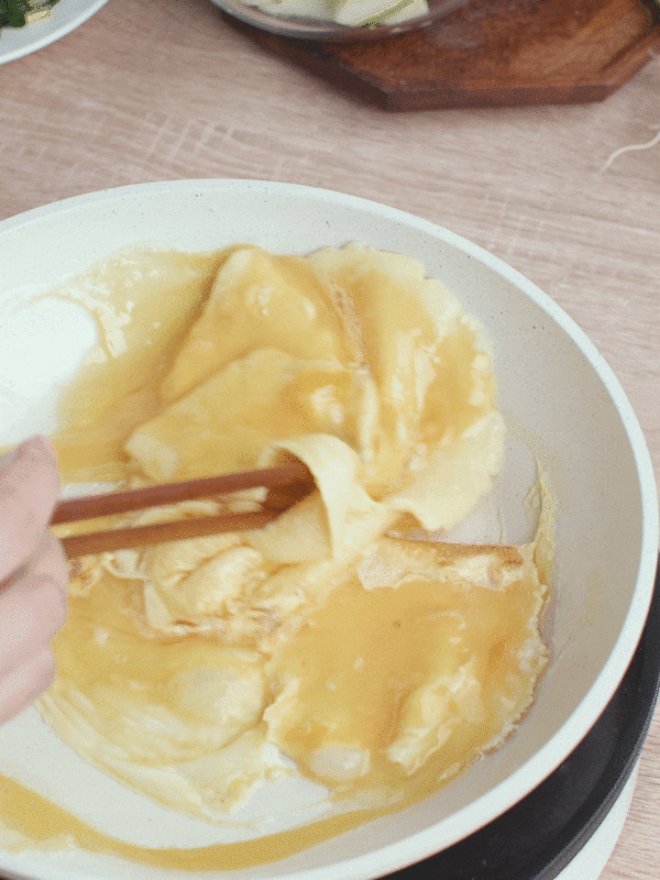 角瓜臘肉炒雞蛋的做法-家常味炒菜譜