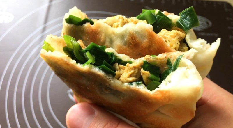 家常韭菜盒子的做法-咸鮮味煎菜譜