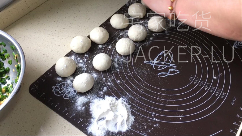 家常韭菜盒子的做法-咸鮮味煎菜譜