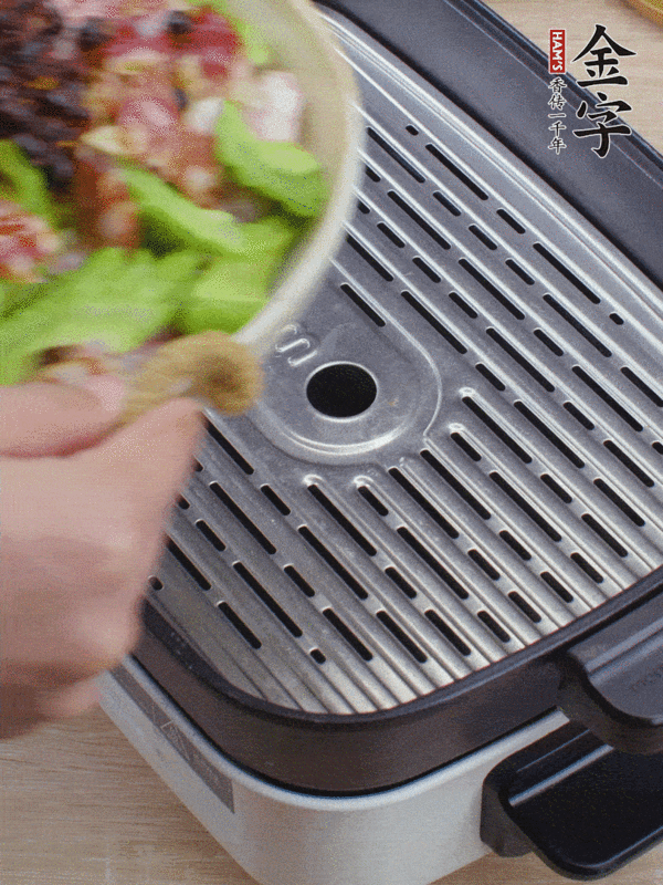 香腸蒸涼瓜小排的做法-家常味蒸菜譜