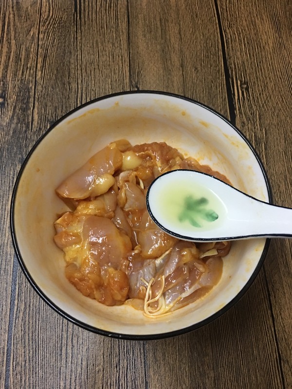 空氣炸鍋版烤雞腿的做法-家常味烤菜譜