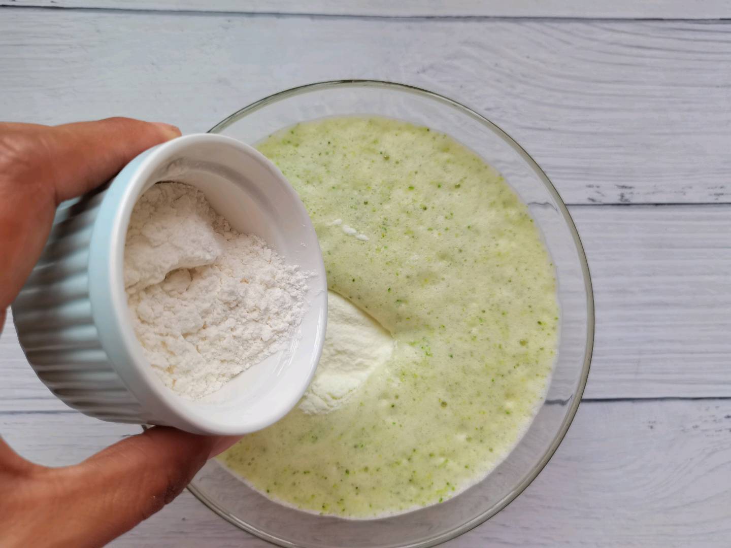 西蘭花蒸糕的做法-家常味煮菜譜