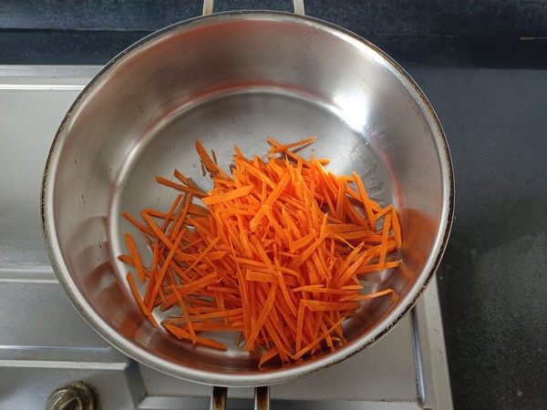 沒有肉的魚香肉絲的做法-酸辣味炒菜譜