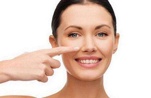 顯老的法令紋是怎么形成的?主要有3個因素