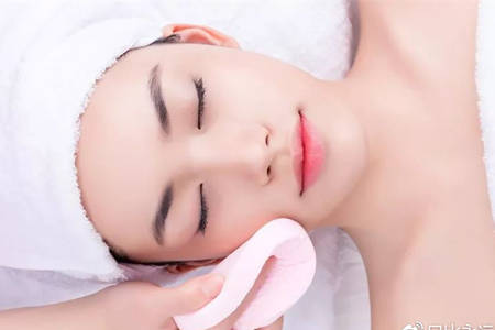 敷面膜的注意事項,保證你的肌膚細膩白皙 敷面膜的注意事項,保證你的肌膚細膩白皙