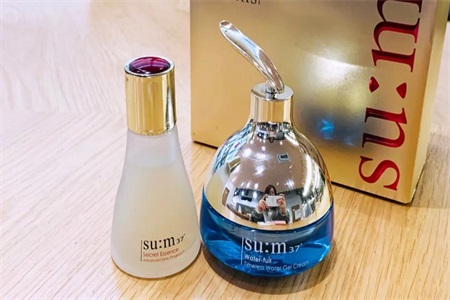 敏感肌膚用什么護膚品?推薦這款護膚禮盒清爽過夏天-易網健康<a href=http://www.jsjjzhkt.cn/jkys/ target=_blank class=infotextkey>養生</a>網 敏感肌膚用什么護膚品?推薦這款護膚禮盒清爽過夏天