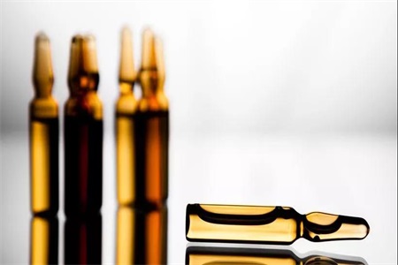 安瓶精華哪個牌子好?這款小眾品牌拯救任何問題肌膚-易網健康<a href=http://www.jsjjzhkt.cn/jkys/ target=_blank class=infotextkey>養生</a>網 安瓶精華哪個牌子好?這款小眾品牌拯救任何問題肌膚