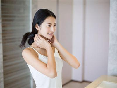 睡前給肌膚保濕護理的機會,夜間護膚步驟關鍵性強