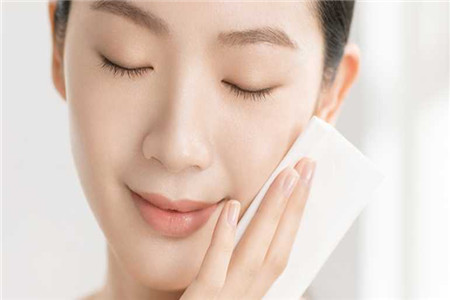 敏感肌有什么特征 什么原因造成敏感肌-易網健康養生網 敏感肌有什么特征 什么原因造成敏感肌