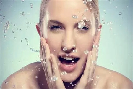 肌膚毛孔空隙的三種不同類型,女性都想了解的護膚小知識-易網健康養生網 肌膚毛孔空隙的三種不同類型,女性都想了解的護膚小知識