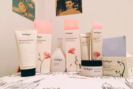 茱莉蔻品牌護膚品效果如何，玫瑰水值得入手