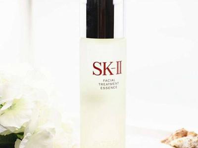 Sk2神仙水和小燈泡功效如何,保濕美白怎么使用