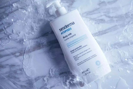 添加煙酰胺的護膚品,美白祛痘功效油性皮膚最適合-易網健康<a href=http://www.jsjjzhkt.cn/jkys/ target=_blank class=infotextkey>養生</a>網 添加煙酰胺的護膚品,美白祛痘功效油性皮膚最適合