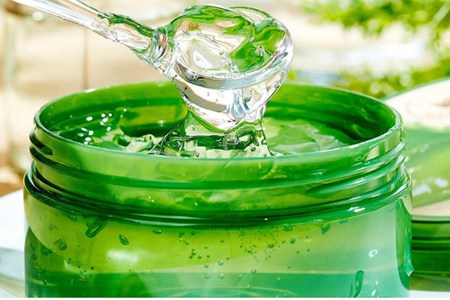 女生皮膚曬傷了怎么辦通紅疼痛,教你曬后修復方法-易網健康養生網 女生皮膚曬傷了怎么辦通紅疼痛,教你曬后修復方法