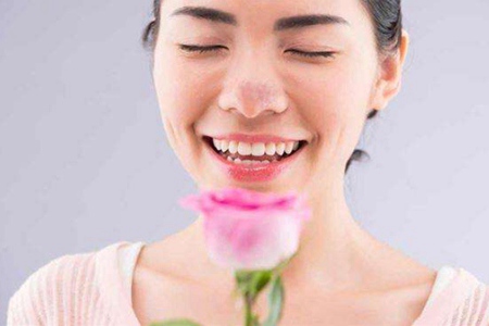 面部痤瘡如何治療，女性針對不同膚質進行治療最佳方法