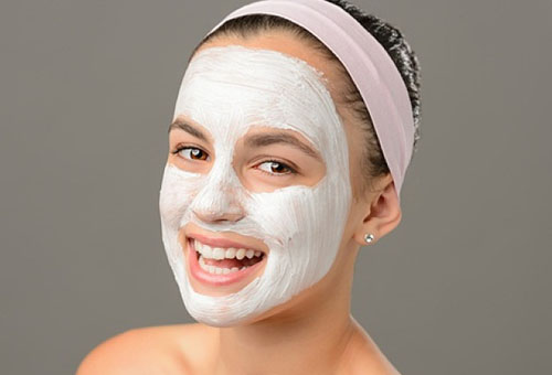 涂抹式面膜和片狀面膜哪個好 二者的優缺點了解一下-易網健康養生網 涂抹式面膜和片狀面膜哪個好 二者的優缺點了解一下