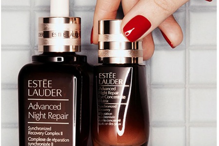 雙十一必選雅詩蘭黛小棕瓶五大功效,出到第六代究竟好在哪里-易網健康養生網 雙十一必選雅詩蘭黛小棕瓶五大功效,出到第六代究竟好在哪里