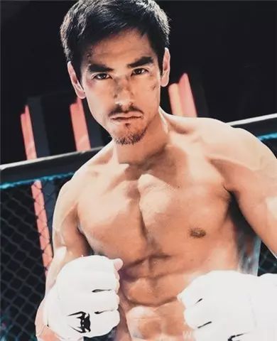 練成彭于晏的身材,普通人最快需要多久?-易網健康<a href=http://www.jsjjzhkt.cn/jkys/ target=_blank class=infotextkey>養生</a>網 練成彭于晏的身材,普通人最快需要多久?