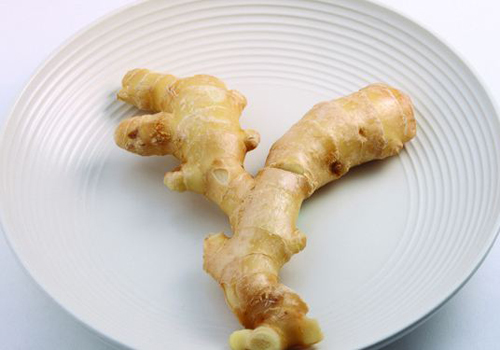 天天用生姜擦臉能祛斑嗎 生姜祛斑要怎么做-易網<a href=http://www.jsjjzhkt.cn/ target=_blank class=infotextkey>健康養生</a>網 天天用生姜擦臉能祛斑嗎 生姜祛斑要怎么做