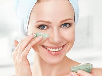 熬夜如何護(hù)膚?熬出黑眼圈這么做可以消除-易網(wǎng)健康<a href=http://www.jsjjzhkt.cn/jkys/ target=_blank class=infotextkey>養(yǎng)生</a>網(wǎng) 熬夜如何護(hù)膚?熬出黑眼圈這么做可以消除