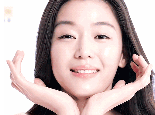 護(hù)膚步驟前要做好臉部清潔護(hù)理 洗面奶補(bǔ)水化妝品都重要