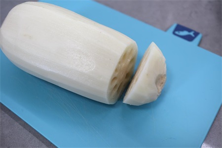 蓮藕怎么做好吃 這道紅糖糯米藕是女性補氣血的好幫手-易網(wǎng)健康養(yǎng)生網(wǎng) 蓮藕怎么做好吃 這道紅糖糯米藕是女性補氣血的好幫手