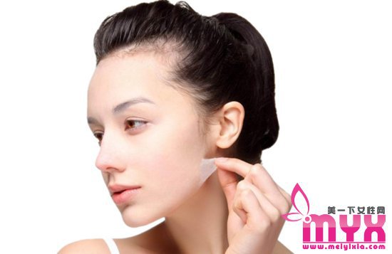 選擇面膜小技巧 如何選擇適合自己的面膜?-易網健康<a href=http://www.jsjjzhkt.cn/jkys/ target=_blank class=infotextkey>養生</a>網 選擇面膜小技巧 如何選擇適合自己的面膜?