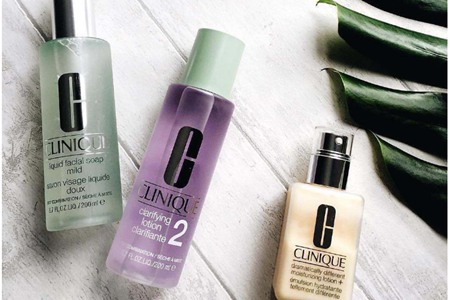 倩碧品牌的檔次適用年齡,倩碧黃油滋潤功效保護干燥肌膚-易網<a href=http://www.jsjjzhkt.cn/ target=_blank class=infotextkey>健康養生</a>網 倩碧品牌的檔次適用年齡,倩碧黃油滋潤功效保護干燥肌膚